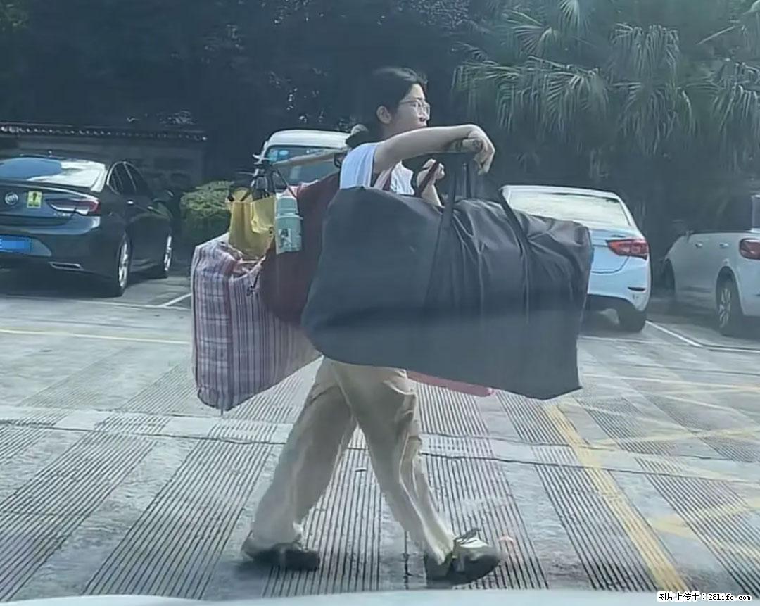 全网追的“扁担女孩”，找了一份暑假工，时薪12元 - 淮北生活资讯 - 淮北28生活网 huaibei.28life.com