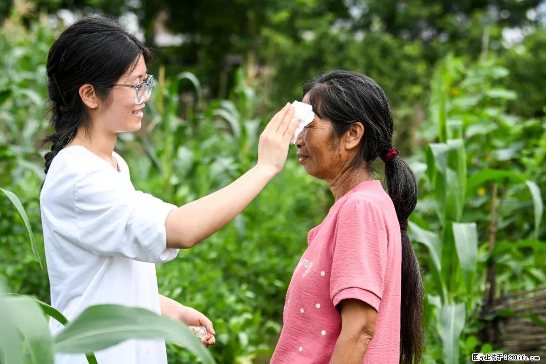 全网追的“扁担女孩”，找了一份暑假工，时薪12元 - 淮北生活资讯 - 淮北28生活网 huaibei.28life.com